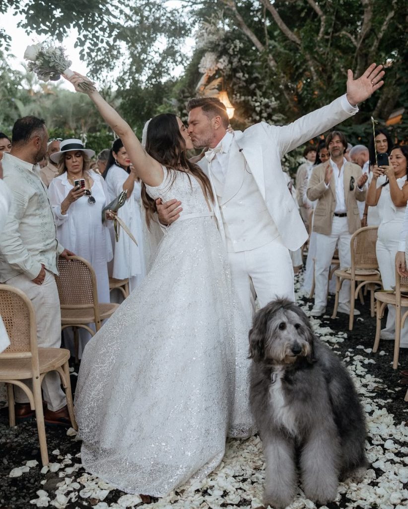 Julián Gil se casó hoy en una ceremonia llena de amor y emoción