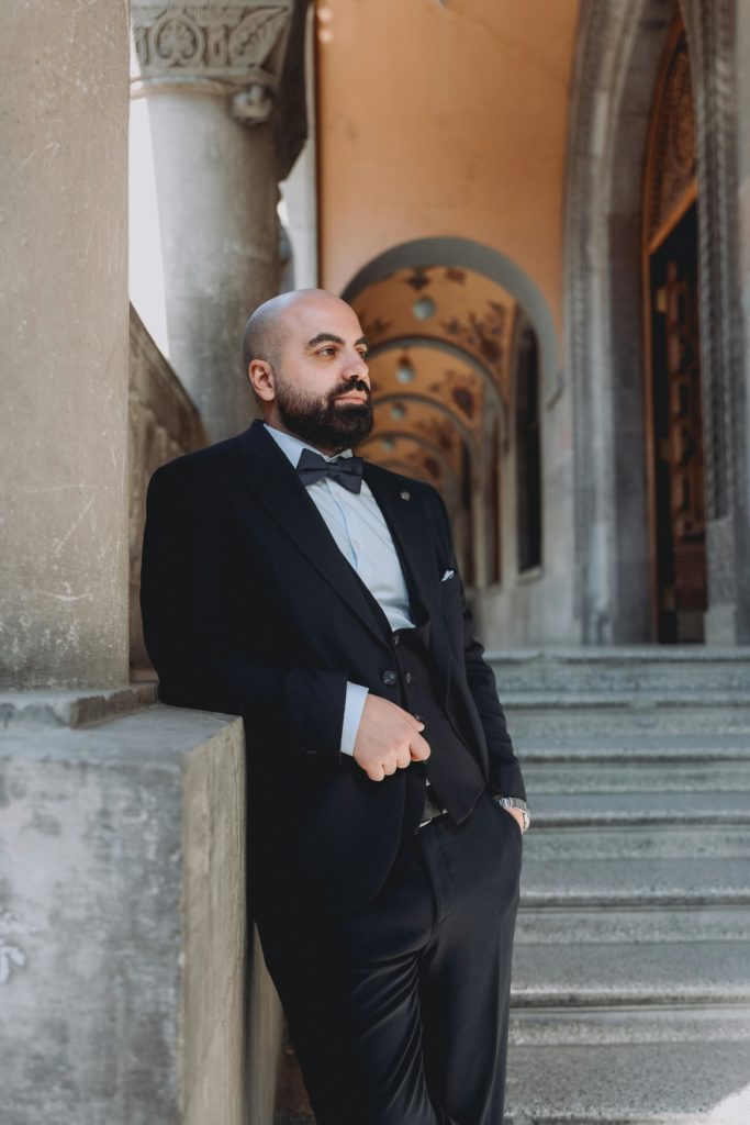 Tendencias de Trajes para Novios en 2025-2026