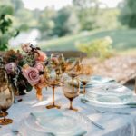 Rococó glam vs. minimalismo con alma: La dualidad estilística de la boda 2026